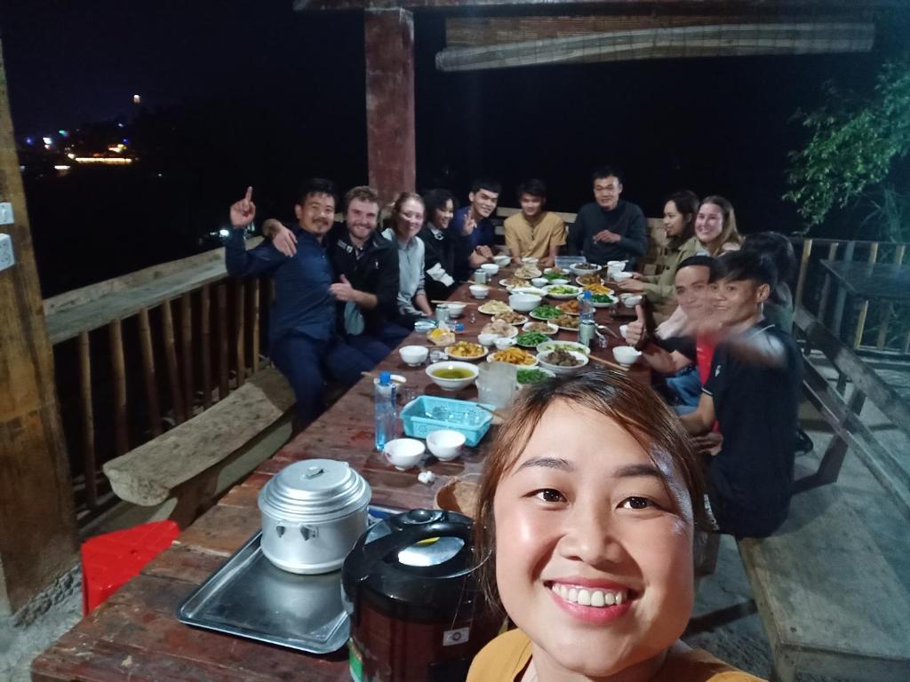 Dong Van Hmong Homestay Exterior photo